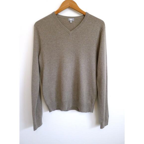 UNIQLO 100% Cashmere V-Neck Pullover Sweater Jumper Heather Tan S NWOT $99 - Picture 1 of 7